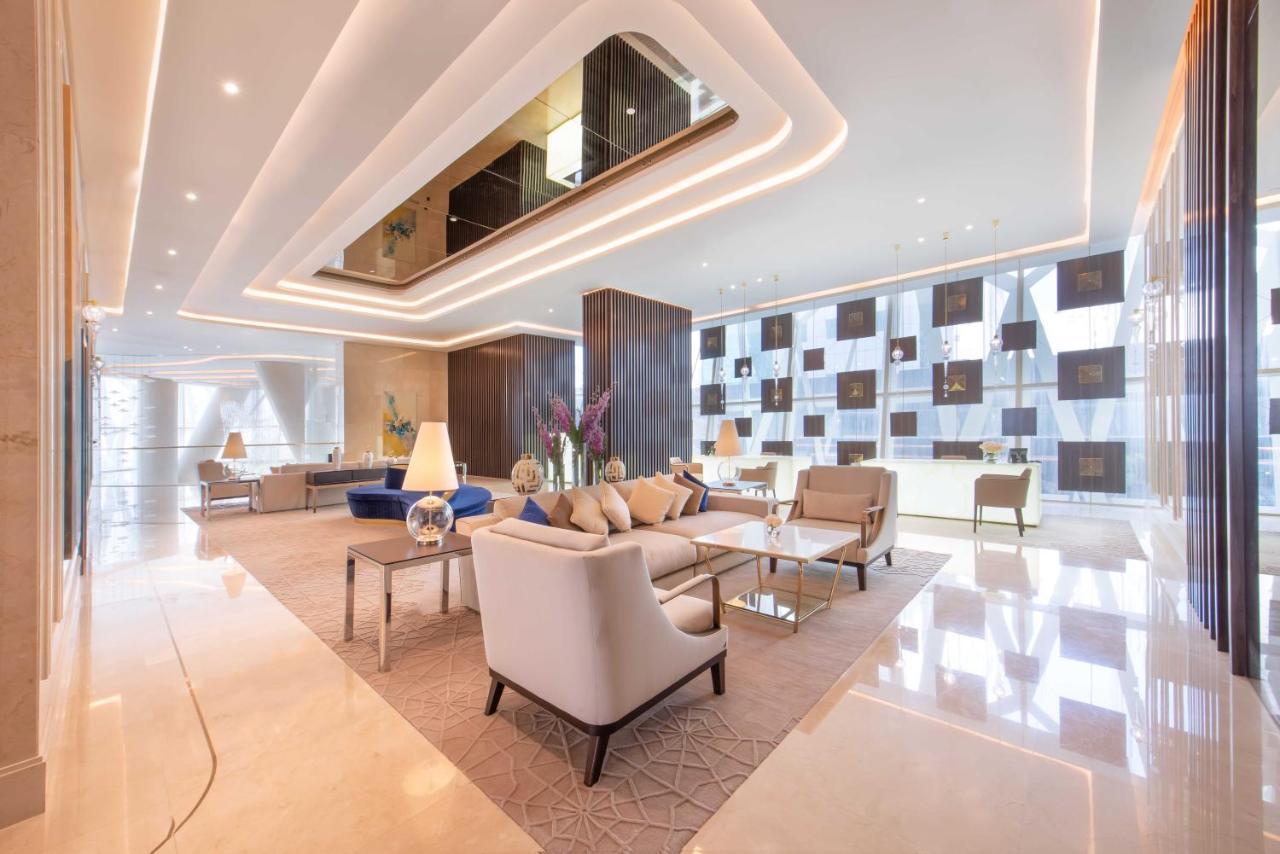 Shaza Doha Hotel Bagian luar foto The lobby of the Ritz-Carlton, DIFC